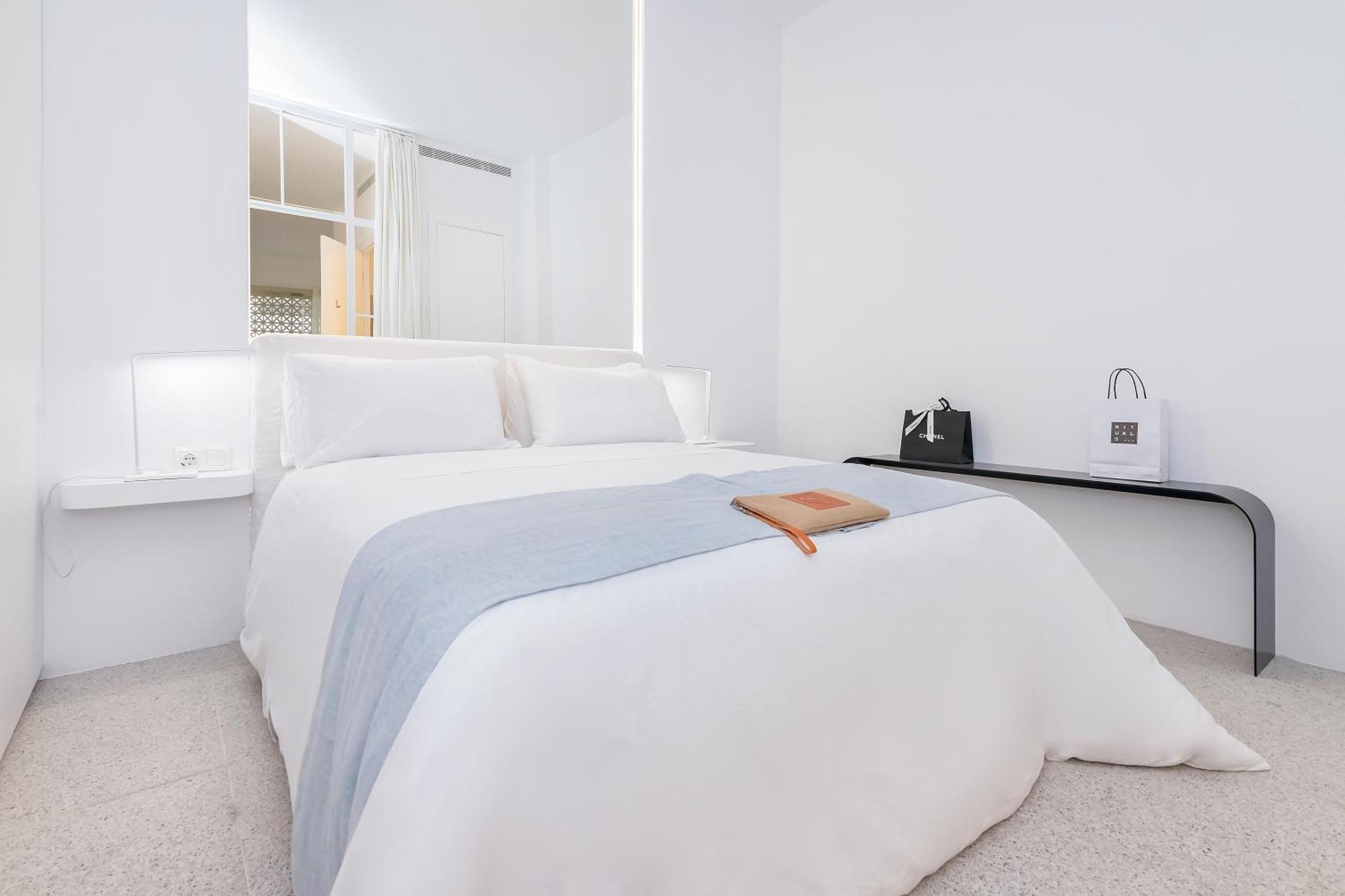 Bhost - Lumiere Suites Cordoba Exterior photo